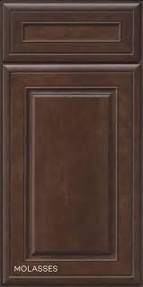 Choose Kraftmaid Molasses Wood Finish To Give Your Cabinets The Perfect Balance Of Cool And Warm Tones Kraftmaid Kraftmaid Cabinets Kraftmaid Kitchen Cabinets