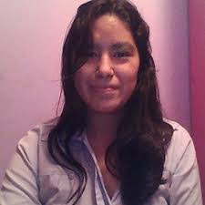 Evelyn Robles's Instagram, Twitter & Facebook