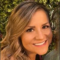 Anna Pucci's Instagram, Twitter & Facebook