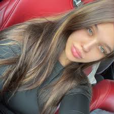 Where to have a wedding cake made in King?