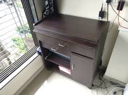 You can find great deals on trolleys & carts from the best selling branded trolleys including crystar trolley and jumbo trolley. Almost New Computer Trolley Mumbai Buy Sell Used Products Online India Secondhandbazaar In