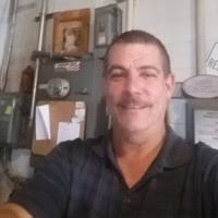 Shawn Rossman's Instagram, Twitter & Facebook