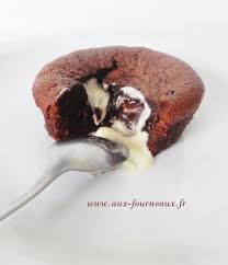 Moelleux Au Chocolat Et Coeur Chocolat Blanc Moelleux Au Chocolat Recette Dessert Chocolat Blanc