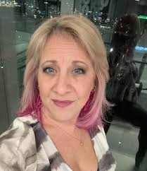 Hair done for Glasgow 😆.. wait till my husband sees it 😆 🤣 The question  is should I keep it blonde or go Pink ? Pink it is !!! .... with weird  funky coloured roots 😬