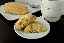 Non tutti i dolcetti di l'ammoniaca ad esempio, integrali e non, ma anche idee prese dalla gastronomia del nostro paese: Biscotti Da Inzuppo Per La Prima Colazione Si Inzuppano E Non Si Rompono