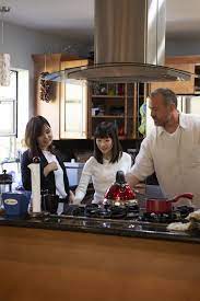 17 Home Improvement Shows On Netflix That Will Inspire You To Change Things Up Home Improvement Show Home Improvement Shows On Netflix