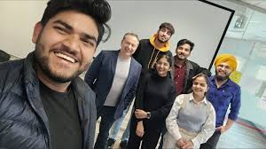 I really enjoyed teaching this GNED Social Media Class. The business case  discussions were particularly interesting as they helped animate the  theoretical concepts. These students are young but…