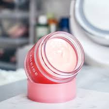 Laneige lip sleeping mask berry 20g. Review Laneige Lip Sleeping Mask Miracikcit
