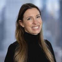 Natalie Sparks's Instagram, Twitter & Facebook