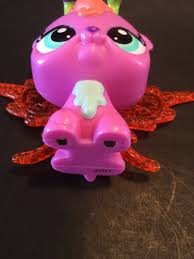 Littlest Pet Shop #2728 Authentic Enchanted Light Up Lotus Lily Fairy