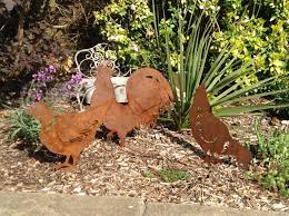 Rusty Hen Chicken Garden Decor Chicken Gift Metal Hen Etsy Rusty Metal Garden Art Chicken Garden Metal Garden Art
