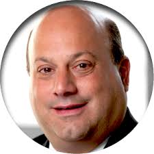 SU-Group > About Us > Leadership Team