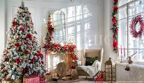L'ambiance de cette fête est unique, et même si quelques rares grincheux font semblant de ne pas aimer ce moment, la plupart des petits et des grands savourent ces instants avec un plaisir non dissimulé. 5 Bonnes Raisons D Acheter Un Sapin De Noel Artificiel Blog Noel Chic Conseils Deco Sapin De Noel