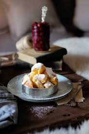 Sahnewolkchen Winter Soulfood Mit Einem Rezept Fur Fluffigen Kaiserschmarrn Viel Puderzucker Und Heissem Kirschkompo Kaiserschmarrn Rezepte Lebensmittel Essen