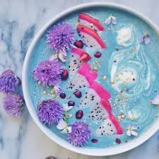 Smoothie Bowl Blau Rezepte Spiruline Banane Mandelmilch Vanille Smoothie Schussel Rezept Smoothie Schussel Vegane Rezepte