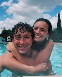 Olivia Way 💛 (@oliviawayy) • Instagram photos and videos