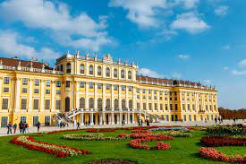 The name schönbrunn has its roots in an. Schloss Schonbrunn In Wien Anreise Offnungszeiten