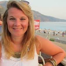 Emily Crisp (@22Crisp)