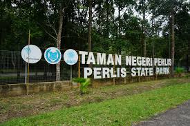 Time g memang x ingat.jalan jauh.time blk baru rase kena naik bukit huhuhu.kat sane barang murah antaranya periuk, kuali, ikan. Travelogue Perlis Wajib Ke Tempat Ini Jika Ke Perlis
