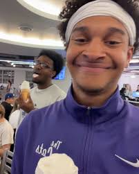 💜Brother of the Week❤️ • • This week our BOTW is Bryce Bookhart. Bryce was  elected by his brothers because of the energy he brings to the fraternity  and his dedication to