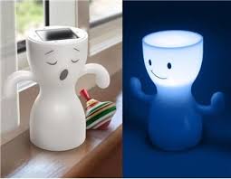 Amazon Com Qlpd Globoy Blue Light Solar Night Lamp White Home Kitchen