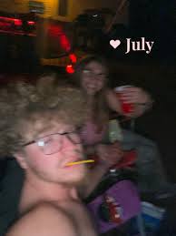 Macee James (@macee_james)