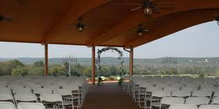 Von holten ranch in mora, missouri offers trail riding, equine events, a covered arena, a wedding/event barn, and more! Missouri Rustic Barn Wedding Venues Price 12 Venues