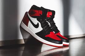 Foot Locker Reveals The Air Jordan 1 Bred Toe Will Be A General Release Air Jordans Nike Shoes Jordans Womens Shoes Sneakers