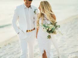 They are both relaxed and very romantic! Boho Beach Wedding At La Playa Beach And Golf Resort Junebug Weddings