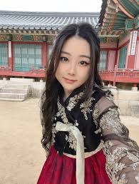 Victoria Kim