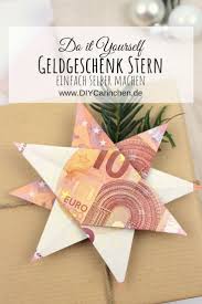 Diy Origami Stern Aus Geldscheinen Geldgeschenk Zu Weihnachten Geldgeschenke Zu Weihnachten Origami Sterne Diy Weihnachtsgeschenke