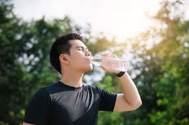 Setiap batang rokok mengandung lebih dari 4000 jenis bahan kimia berbahaya bagi tubuh. 6 Cara Membersihkan Paru Paru Perokok Yang Mudah Dan Efektif Hello Sehat