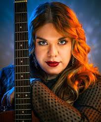 Sandy Hendren's Instagram, Facebook & TikTok