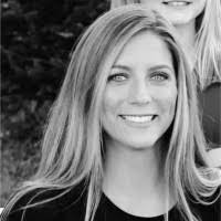 Lynn Holt's Instagram, Twitter & Facebook