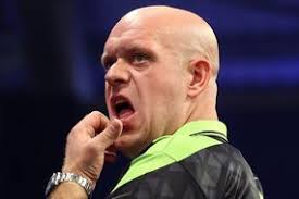 Oscar De La Hoya confident he would need TWO rounds to beat Conor McGregor  in boxing match