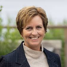 Carmel Pine Cone, April 4, 2025 (Women in Business)