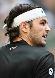 Semifinals (Taylor's Version) Taylor Fritz fights for his final four spot  after defeating Berrettini in 7-5, 6(7)-7, 7-5. @MiamiOpen 🇺🇸🌴🐬 @atptour