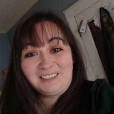 Single mother becomes financial educator