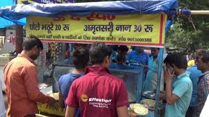 Chole stands for a spiced tangy chickpea curry and. Chole Bhature 20 Rs Raita 10 Rs Amritsari Naan 30 Rs Common Man Breakfast In New Delhi Youtube