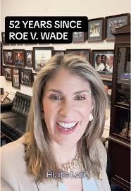 Lori Dowd's Instagram, Twitter & Facebook