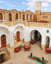 ایران زیبا . کاشان خانه سنتی آمیرزا با قدمتی ۱۳۰ ساله? | Persian  architecture, Iranian architecture, Architecture