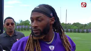 RB Aaron Jones loving being with Vikings