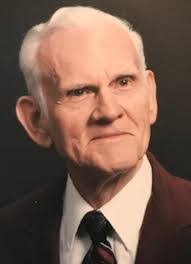 Linda Holzinger's Instagram, Twitter & Facebook