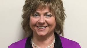 Shelly Babb's Instagram, Twitter & Facebook