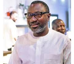 After an injury that kept him away.... Former Junior team mate Ogeyi Onazi  has paid up the surgery bills for Sani Emmanuel.... And also gave him 1.4m  to transport back home.... Weldon