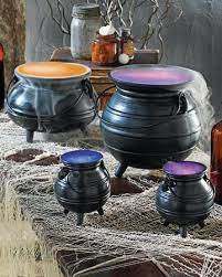 Witch S Cauldron Diy Halloween Spooktacular Halloween Decorations Martha Stewart Halloween