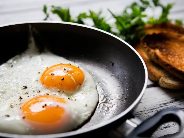 What is the healthiest way to eat eggs? The truth about whites, yolks