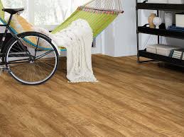 Professional and consumer reviews of smartcore flooring from lowes. How To Clean Vinyl Flooring Shaw Floors