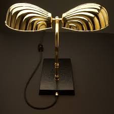 Over 20 years of experience to give you great deals on quality home products and more. Vintage Brass Foot Light Clam Shell Shade Table Lamp