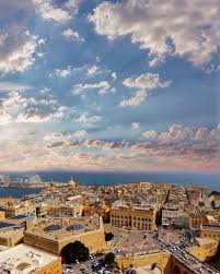 La Valetta Fotografia Hecha Con Drone La Valetta Malta Airplane View Paris Skyline Tours